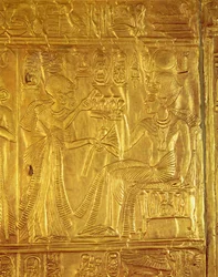 Szczegół ze Złotej Świątyni, z Grobowca Tutanchamona (ok. 1370-1352 pne) Nowe Królestwo (drewno pokryte zaprawą tynkarską pokryte złotą blachą)
