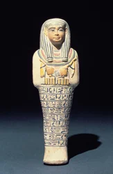 Shabti z Sati, prawdopodobnie z Sakkary, Nowe Królestwo) (fajans polichromowany)