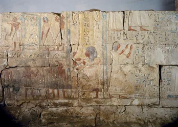 Relief z grobowca Netcherouymesa, ważnego urzędnika Ramzesa II, Sakkara, panowanie Ramzesa II. Cywilizacja egipska, Nowe Królestwo, dynastia XIX