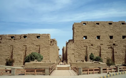 Starożytność egipska: widok świątyni w Karnaku. Egipt