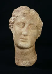 Głowa Berenice II (269-221 pne)