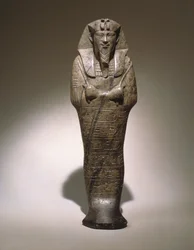 Ushabti z Senkamanseken, z Etiopii (szary wapień)