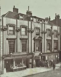 36-38 Aldersgate Street: Shaftesbury House, Londyn, 1879