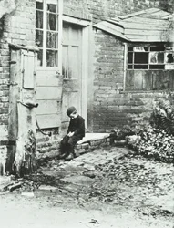 Chłopiec w Frogmore, Londyn, 1888 r.