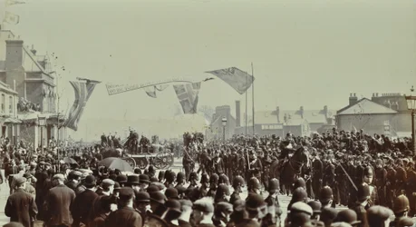 Tunel Blackwall: widowisko jako książę Walii, późniejszy król Edward VII i księżniczka Aleksandria uczestniczą w uroczystym otwarciu tunelu, 1897