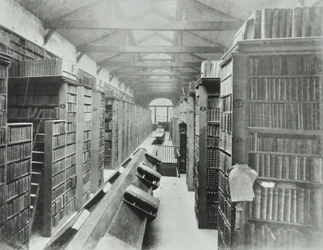 Biblioteka, Sion College, Victoria Embankment, City of London, 1885