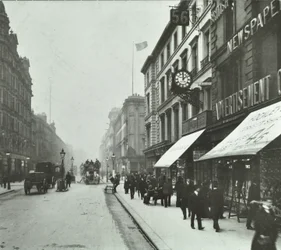 New Oxford Street: patrząc na zachód przez Bloomsbury Way, 1890