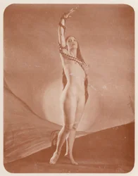 Sztuka nudystów: Galatea (zdjęcie czarno-białe)