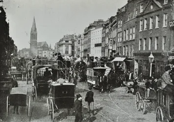 Whitechapel High Street, patrząc na wschód, 1890