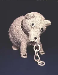 Niedźwiedź lub słoik, ok. 1740-70 (kamionka glazurowana solą)