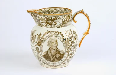 Dzbanek z wzorami transferowymi upamiętniający bitwy i honory Horatio Nelsona (1758-1805) ok. 1805 (ceramika)