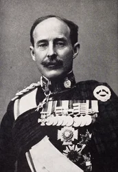 Sir Ian Standish Monteith Hamilton jako pułkownik, z „Komisji wędrującej Winstona S. Churchilla”, opublikowanej przez Scribner