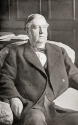 Sir William Harcourt, z książki „Gladstone: The Man and the Statesman”, autorstwa Davida Williamsona, opublikowanej w 1898 roku