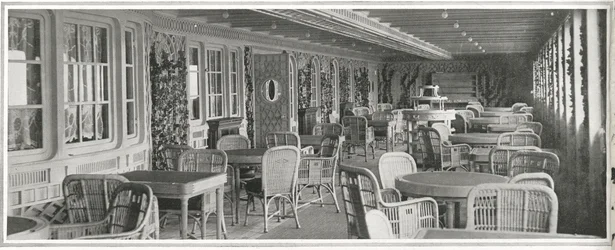 Wspaniała paryska kawiarnia na Titanicu, z treliażami i roślinami pnącymi, z „Sfery”, 20 kwietnia 1912 (lito) (detal 450874)