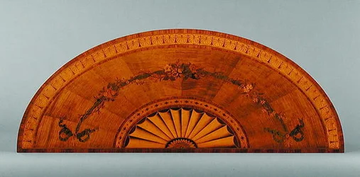 Blat stołu Demi-Lune, ok. 1775 (inkrustowane drewno szare i satynowe) (patrz również 222396)