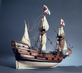 Model Mayflowera z 1620 roku w skali 1:60 (drewno) (patrz również 260975)