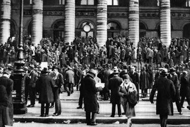 Targowanie się poza Giełdą, Paryż, 1931.