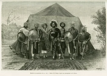 Portret księcia Menelika II z Etiopii (1844-1913), w otoczeniu generałów. Grawer autorstwa Ronjata, po zdjęciu, ilustrujący historię Voyage au Choa (Abyssinie meridionale)