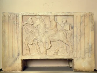 Alabastrowa urna z zmarłym jadącym do podziemi, IX-X w. p.n.e. (alabaster)