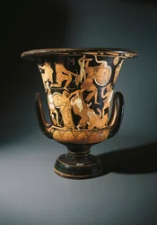 Ceramika czerwonofigurowa, krater kielicha przedstawiający Neoptolemusa, Astianaksa, Helenę Trojańską i Priamo na ziemi, autorstwa Nazzano Painter, z Civita Castellana