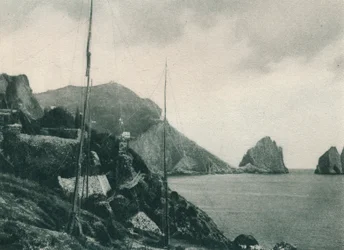Marina Piccola z siatkami na ptactwo, Capri, Włochy, 1927