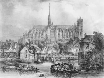 Widok katedry Notre Dame w Amiens z Pont Dudon (lit.) (zdjęcie bw)