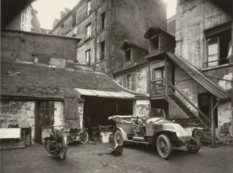 Dziedziniec, rue de Valence