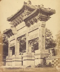 Łuk w świątyni Lamy, niedaleko Pekinu, październik 1860