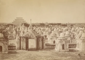 Pagoda 450 z Pagody Centralnej - Mandalay