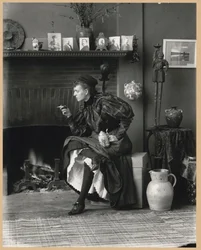 Frances Benjamin Johnston, Autoportret (jako „Nowa kobieta”)