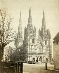 Katedra w Lichfield, Staffordshire, ok. 1860
