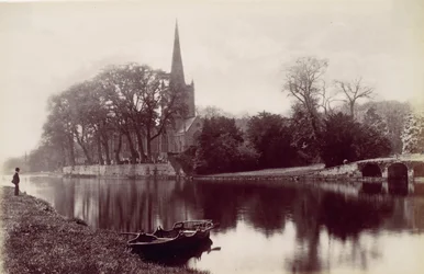 Kościół Stratford-on-Avon, z Avon, 1870.