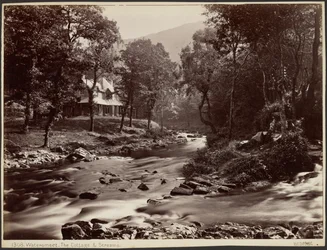 Watersmeet, domek i strumienie