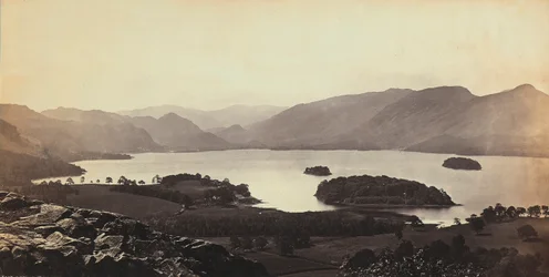 Jezioro w pobliżu Derwentwater w Wielkiej Brytanii.