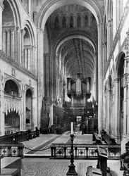 Chór, Katedra w Norwich, 1924-1926