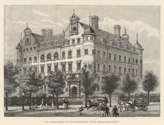 Nowa Komenda Stołeczna Policji, Thames Embankment