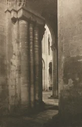 Praca z kamerą: Katedra w Ely: Wspomnienie Normanów, 1903.