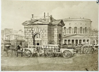 Barriere de Pantin la Villette na fotografii „”Bariery Paryża” autorstwa Gouviot