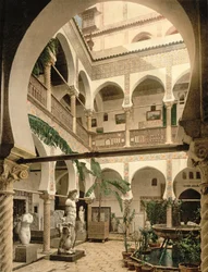 Hol wejściowy, Muzeum Starożytności, Algier, wyd. ok. 1900