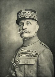 Marechal Foch (1851-1929), XX w. (foto)