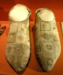 Kapcie Bishops (jedwabne)