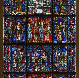 Cathedrale de chartres, witraż: Matka Boża z pięknego szkła, poniżej centrum detalicznego życia publicznego Chrystusa