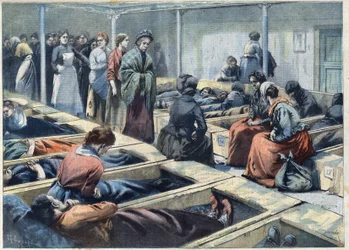 Dormitorium nocnego azylu w Londynie, Anglia uważana za schronienie dla kobiet, w „Le Petit Parisien”