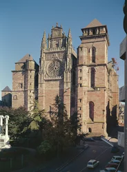 Fasada katedry Notre-Dame, XIII-XVI w.