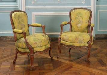 Para foteli Ludwika XV, 1723-74 (drewno)