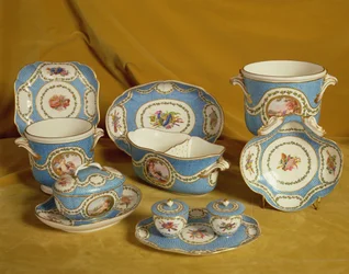 Część Sevres Melbourne Service, 1770-71 (miękka pasta porcelanowa)