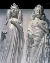 Marmurowe złoża królowej Joanny z Evreux (1307-1371) i króla Karola IV Le Bela (1294-1328). Jest to ten sam model co model Maubuissona, wykonany na zamówienie królowej przez Jeana de Liege (znany około 1357-1381). Bazylika św. Denisa, nekropolia królewska.