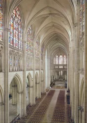 Widok na nawę główną i chór, zbudowane w latach 1314-XV w.