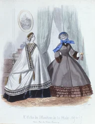 Kobiety w pelerynie i płaszczu, modny talerz z LEcho du Moniteur de la Mode, 1856-7