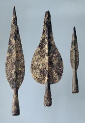 Lance and Javelin Heads, 475-300 pne (brąz)